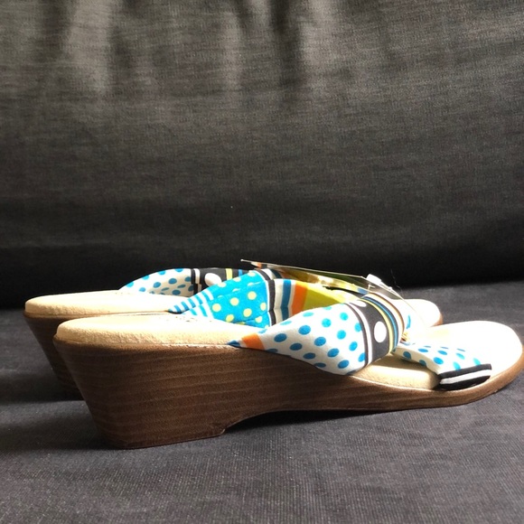 Island Slipper Multi Color Fabric Slide W/Ring - Picture 4 of 6